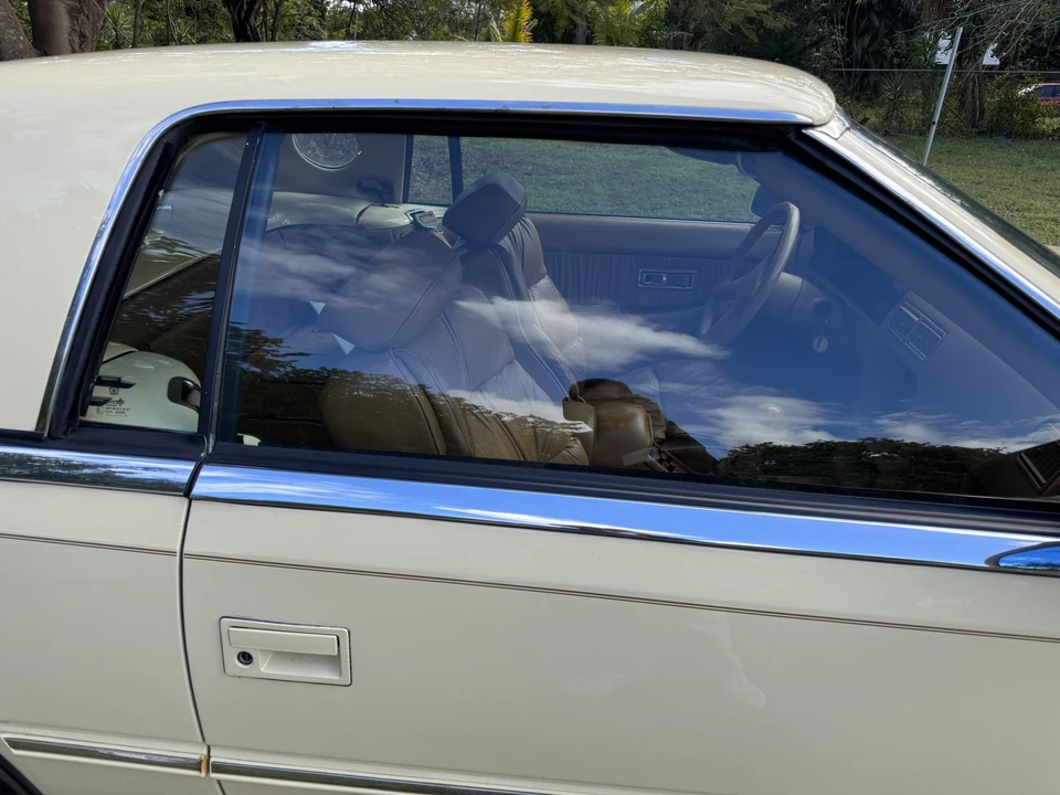 1989 Chrysler TC by Maserati - Image 30 of 31