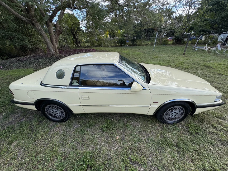 1989 Chrysler TC by Maserati - Image 12 of 31