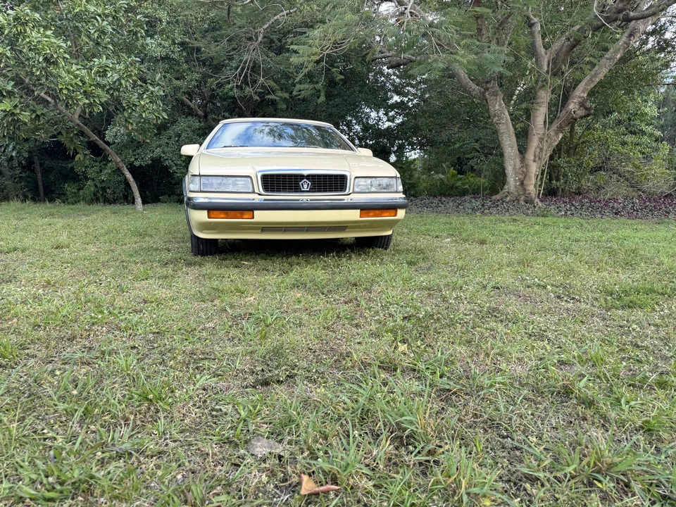 1989 Chrysler TC by Maserati - Image 14 of 31