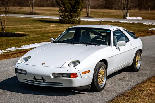 1989 Porsche 928 S4