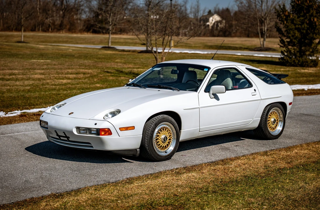 1989 Porsche 928 S4 - Image 6 of 31