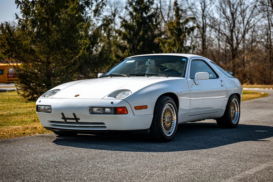 1989 Porsche 928 S4 - Image 5 of 31