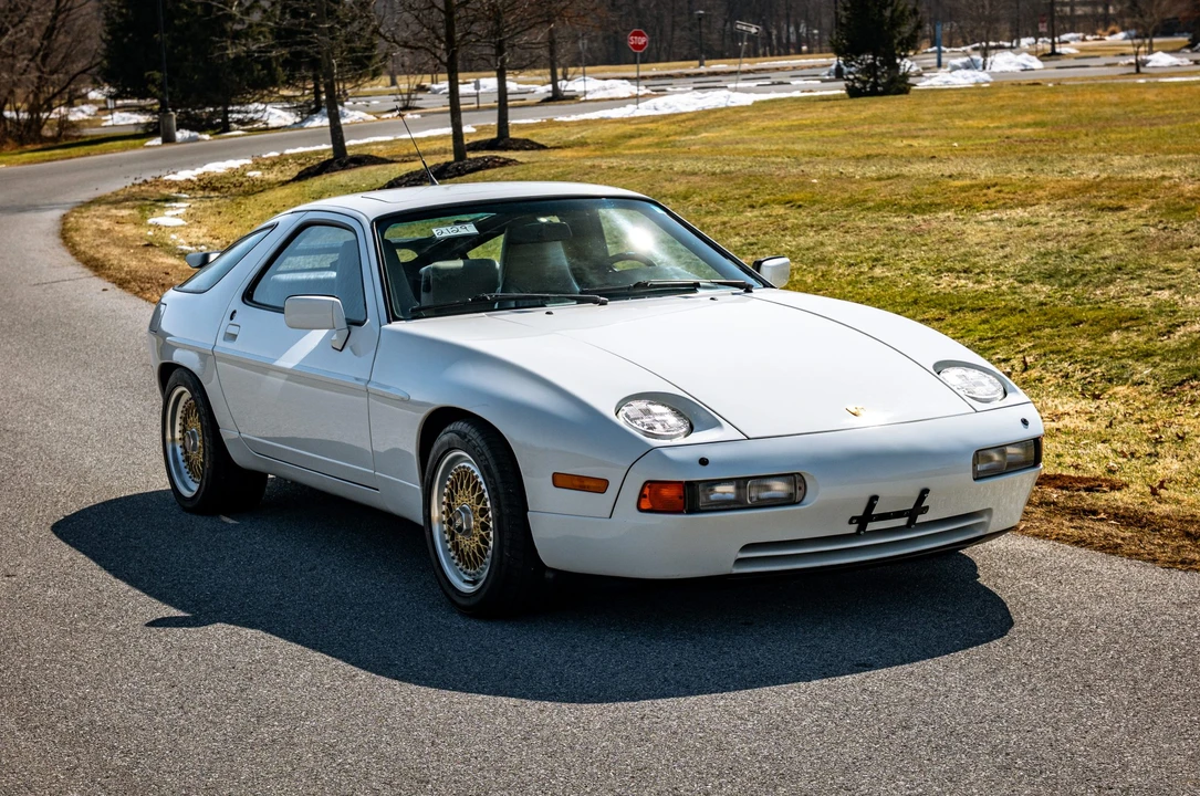 1989 Porsche 928 S4 - Image 30 of 31
