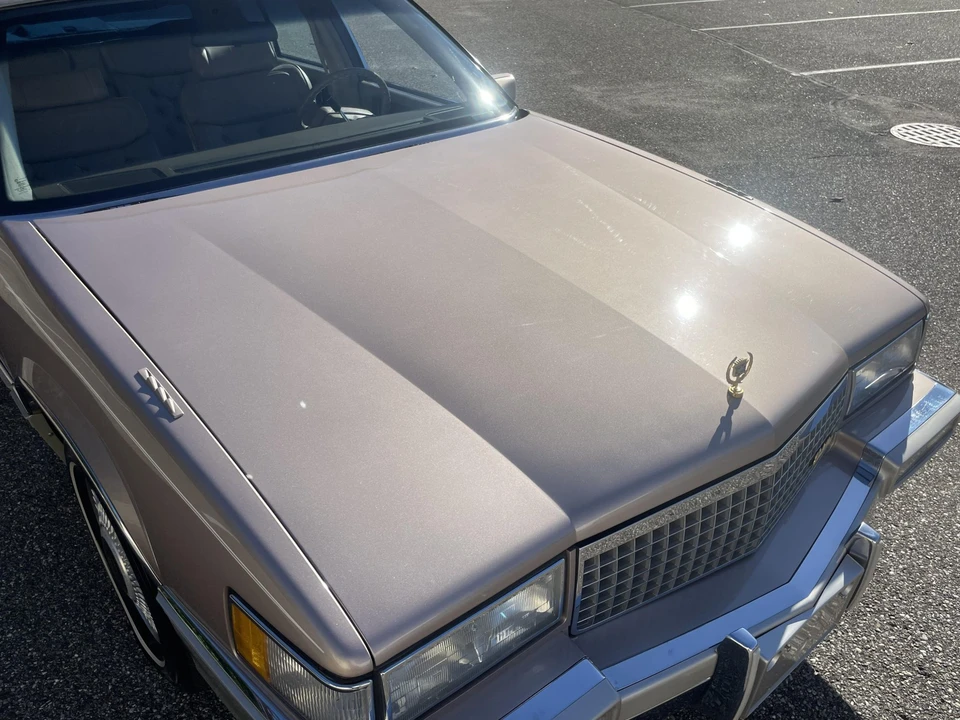 1990 Cadillac Fleetwood - Image 25 of 31