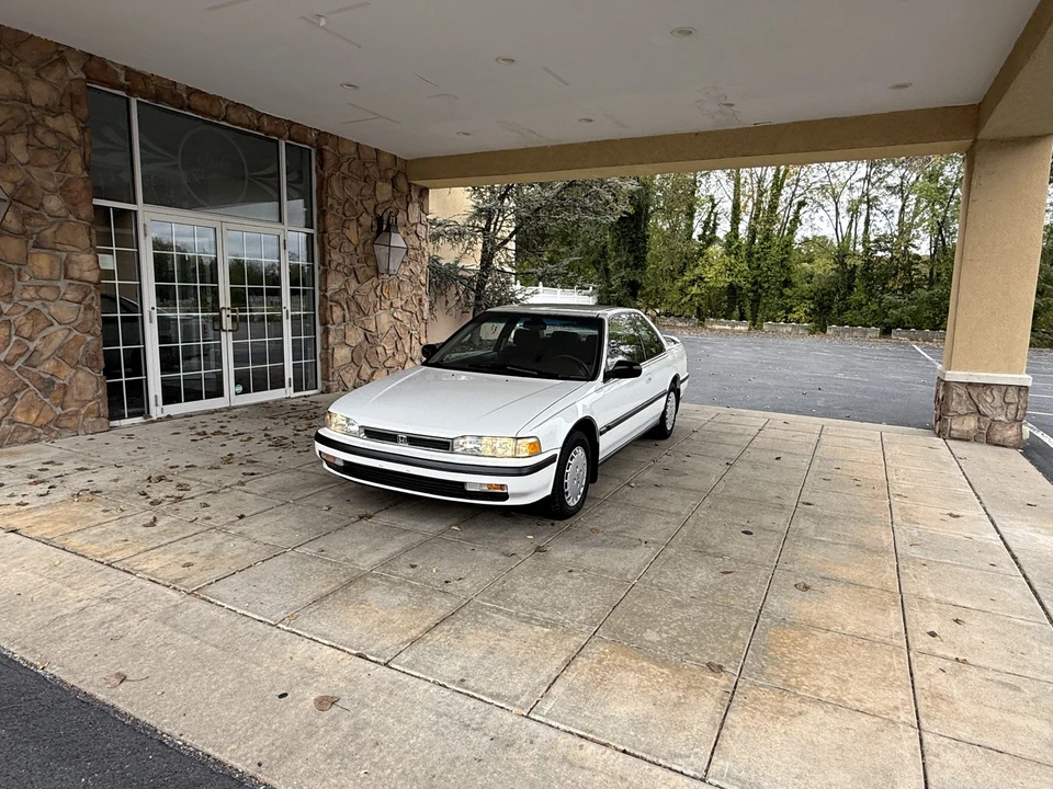 1990 Honda Accord 4th Gen - Image 2 of 31