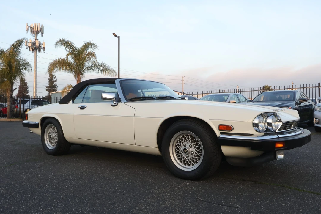 1990 Jaguar XJS Convertible - Image 22 of 31