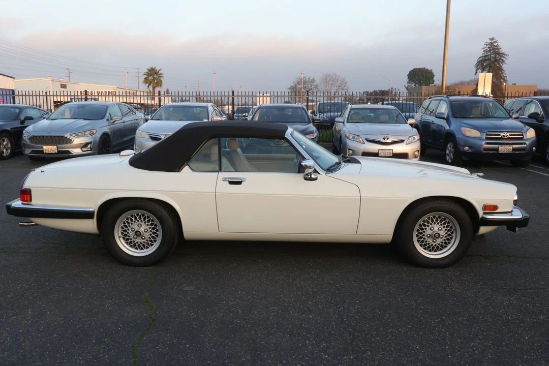 1990 Jaguar XJS Convertible - Image 21 of 31