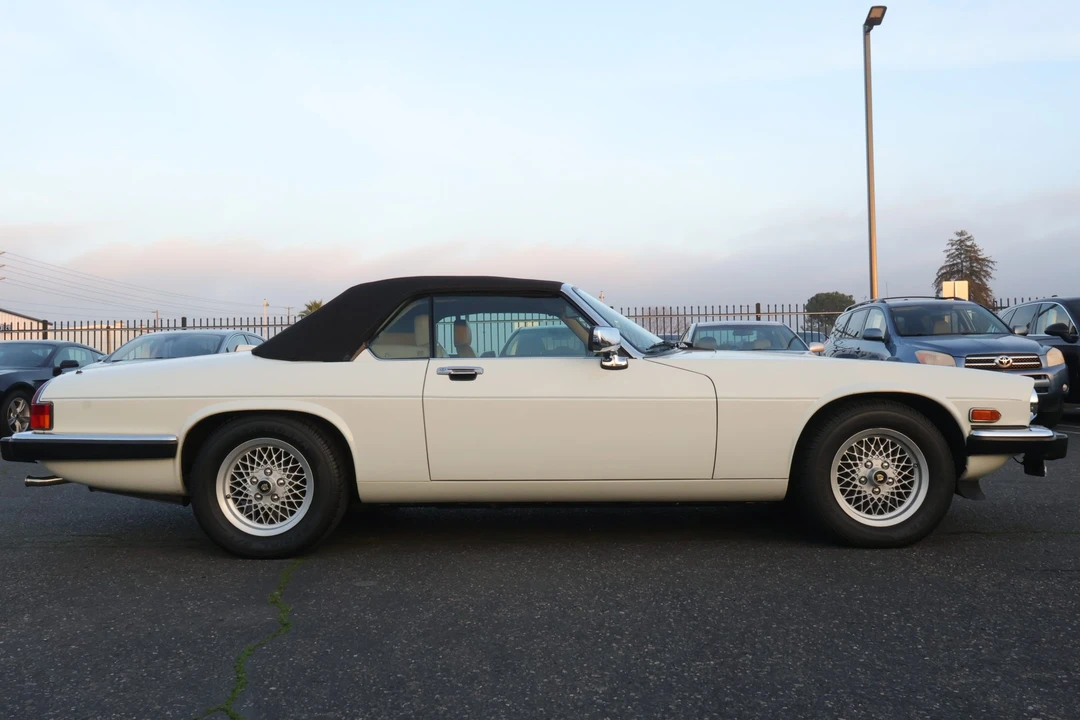 1990 Jaguar XJS Convertible - Image 19 of 31