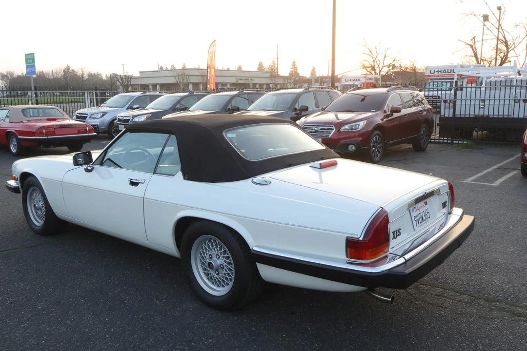 1990 Jaguar XJS Convertible - Image 12 of 31