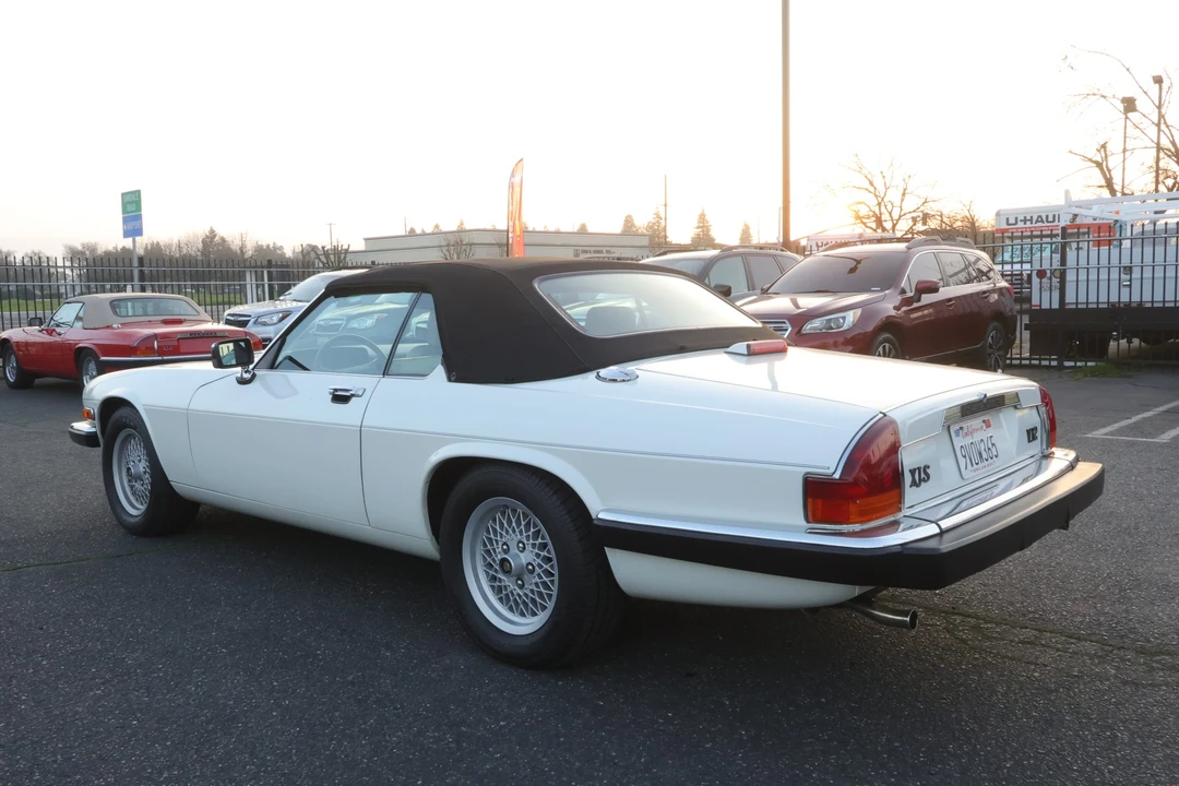1990 Jaguar XJS Convertible - Image 11 of 31