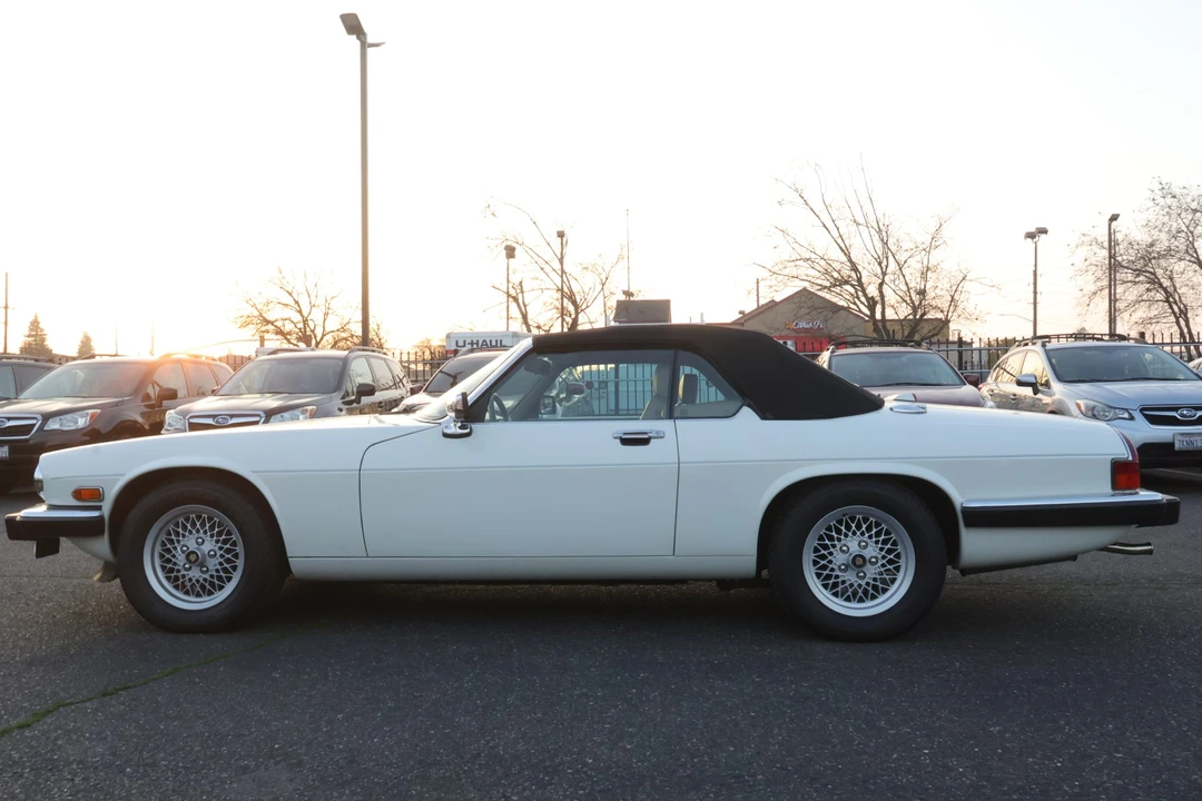 1990 Jaguar XJS Convertible - Image 7 of 31