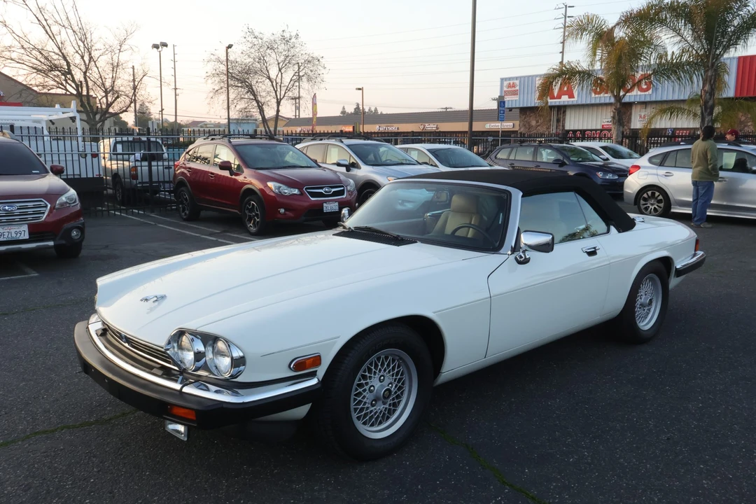 1990 Jaguar XJS Convertible - Image 6 of 31