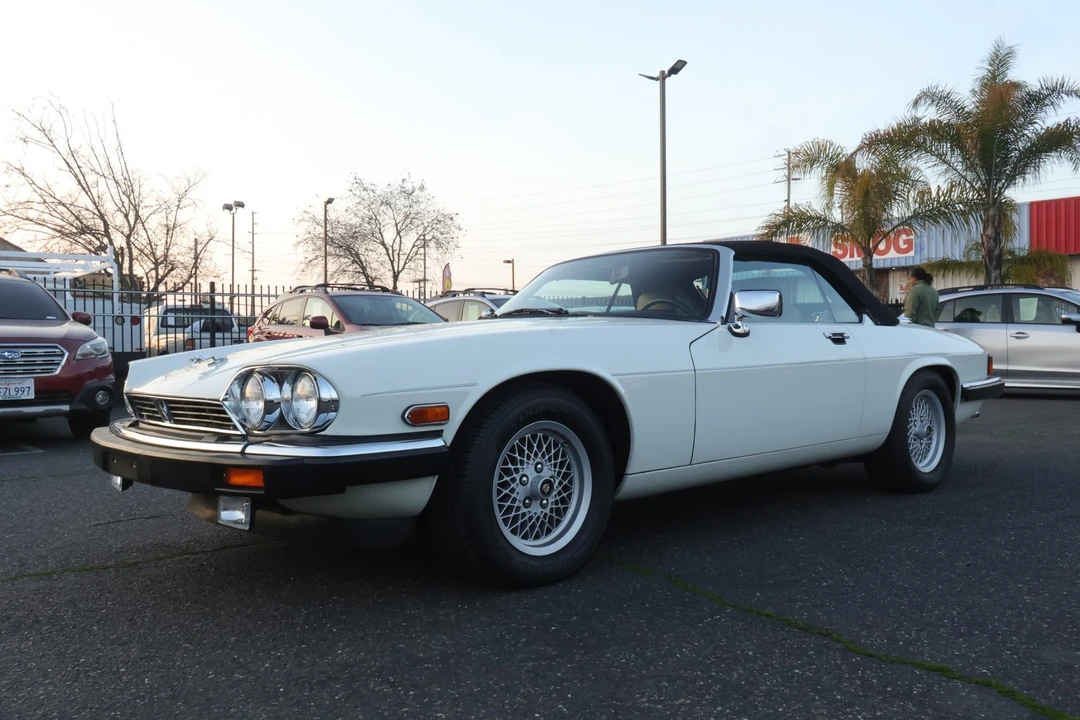 1990 Jaguar XJS Convertible - Image 4 of 31