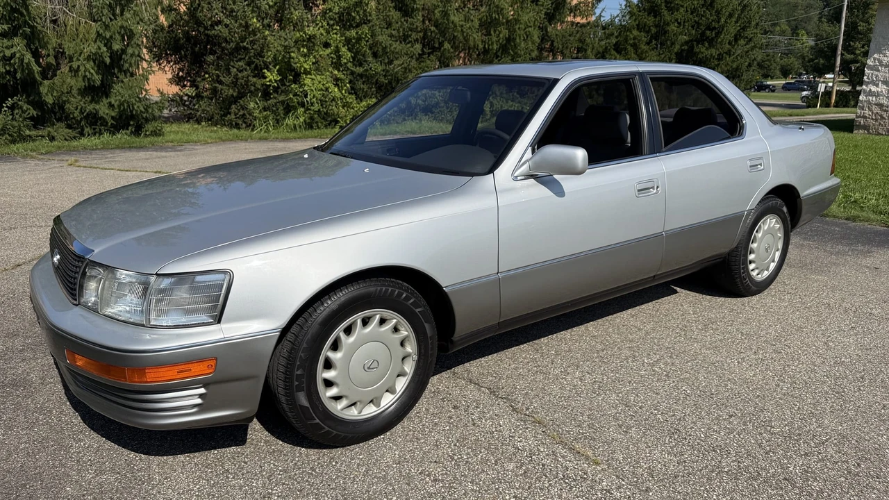 1990 Lexus LS 1st Gen - Image 6 of 31