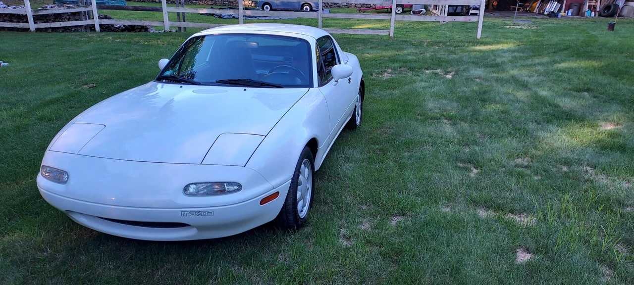 1990 Mazda NA MX-5 Miata - Image 2 of 31
