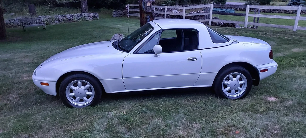 1990 Mazda NA MX-5 Miata - Image 26 of 31