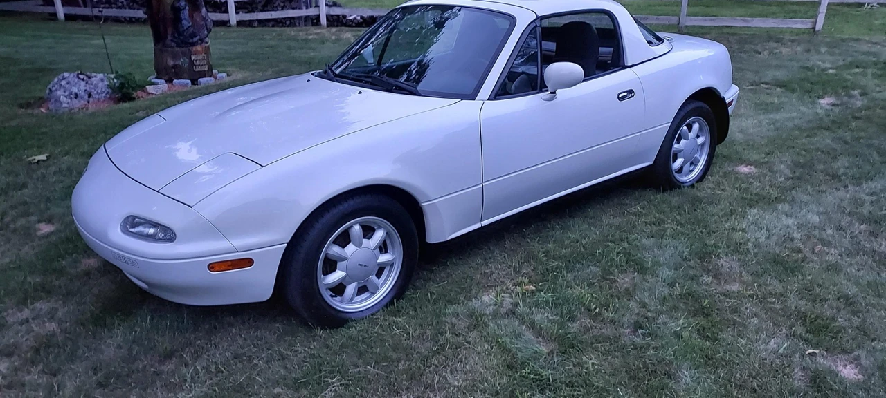 1990 Mazda NA MX-5 Miata - Image 25 of 31