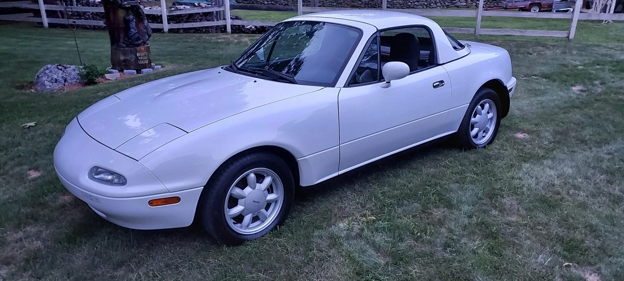 1990 Mazda NA MX-5 Miata - Image 24 of 31