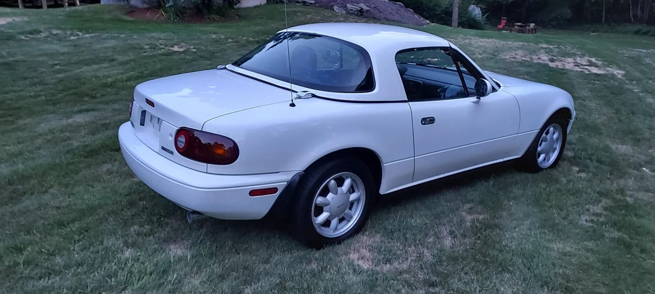 1990 Mazda NA MX-5 Miata - Image 28 of 31