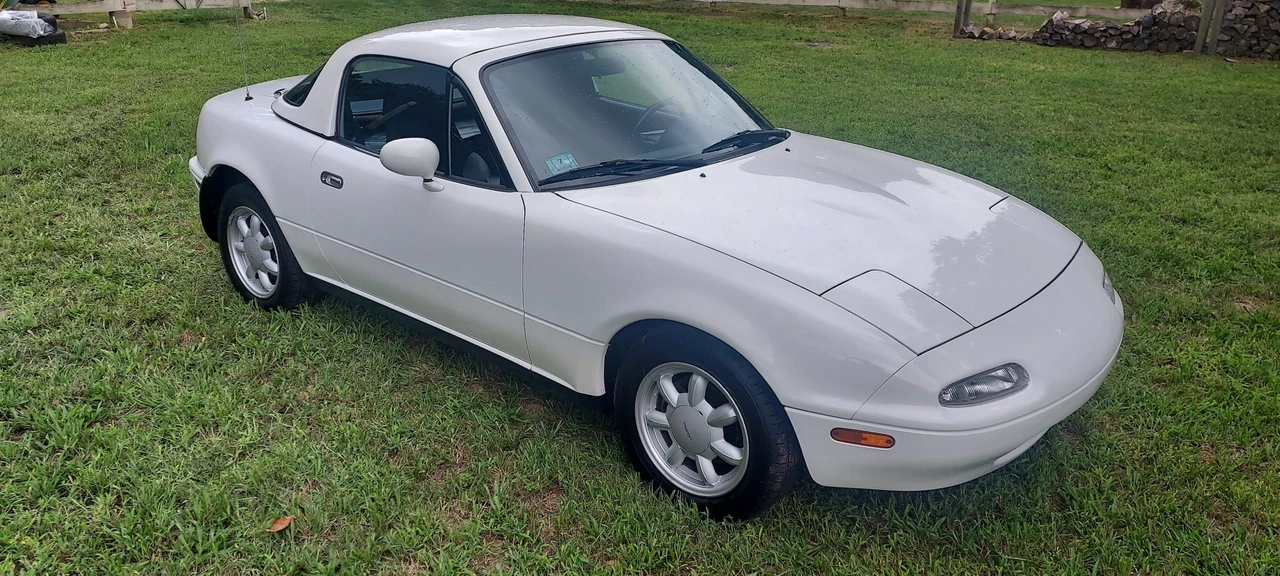 1990 Mazda NA MX-5 Miata - Image 21 of 31
