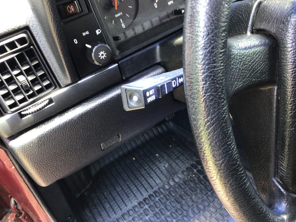 1990 Volvo 244 - Image 29 of 31
