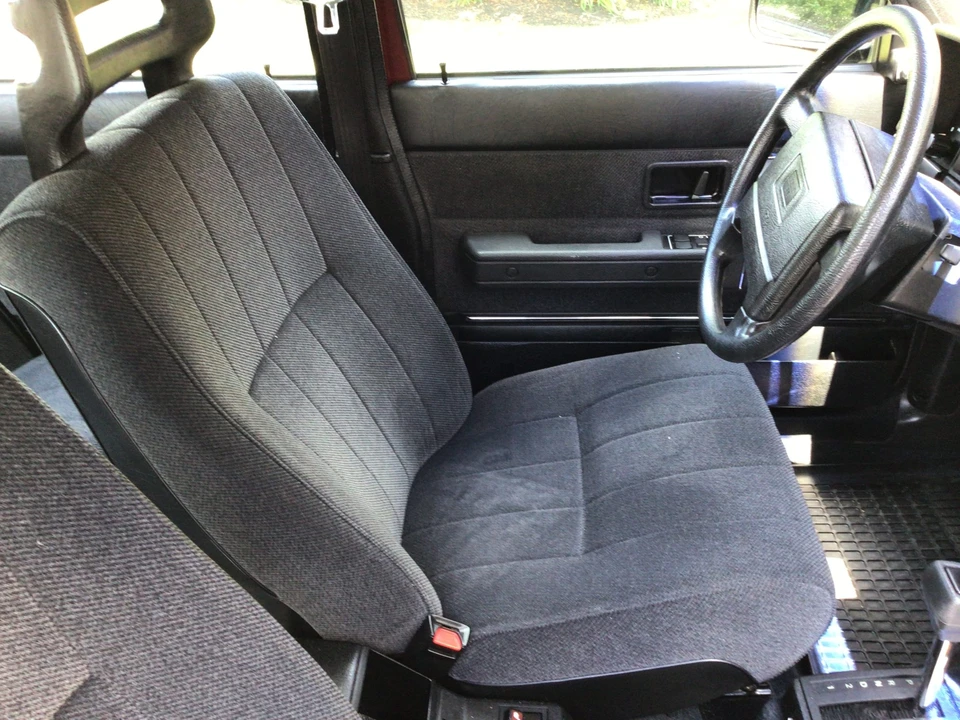 1990 Volvo 244 - Image 26 of 31