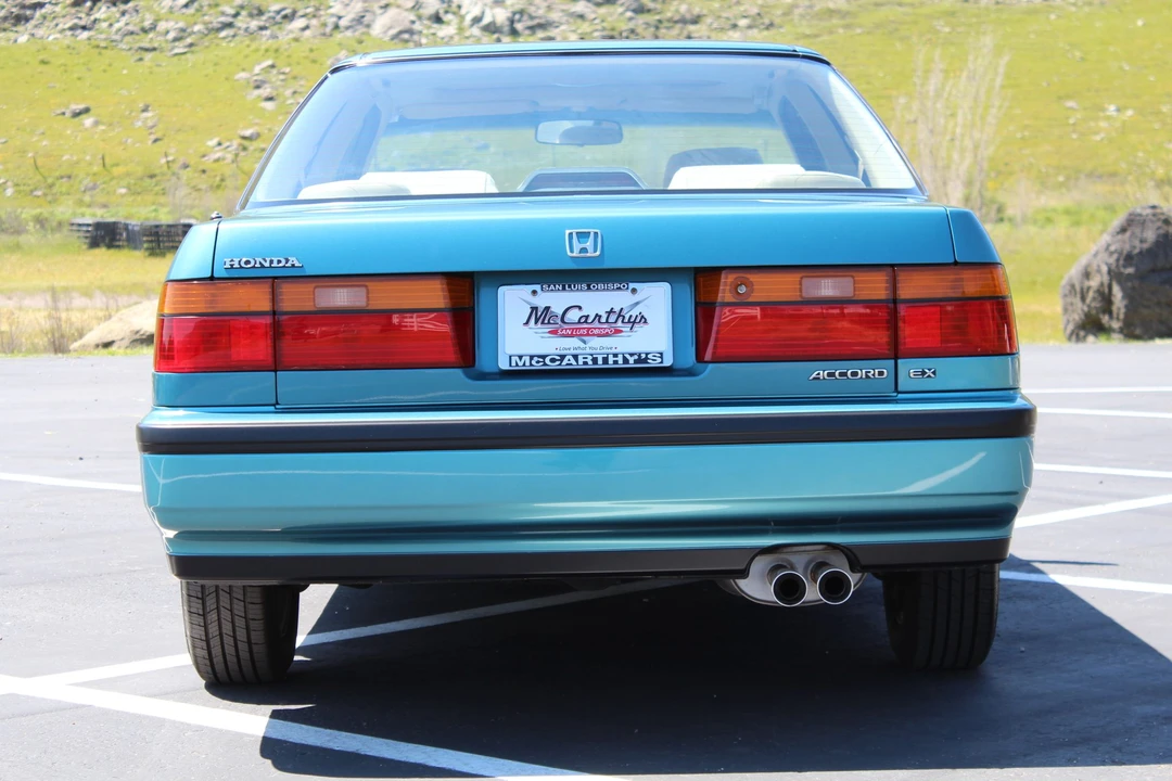 1991 Honda Accord 4th Gen - Image 12 of 31