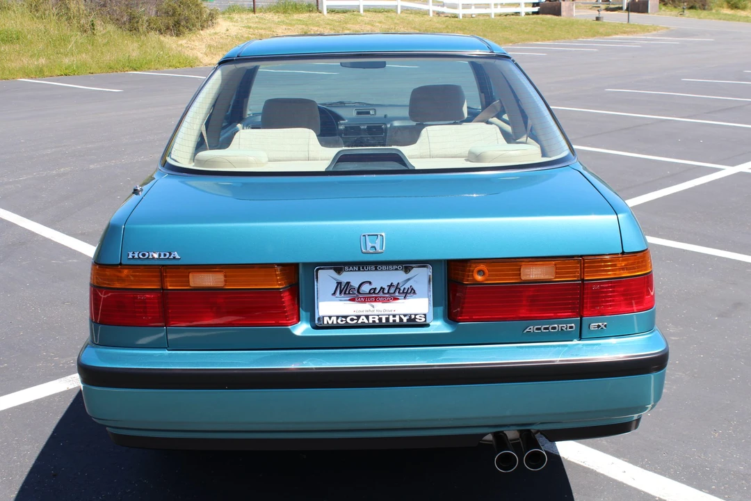 1991 Honda Accord 4th Gen - Image 11 of 31