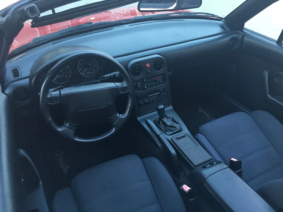 1991 Mazda NA MX-5 Miata - Image 28 of 31