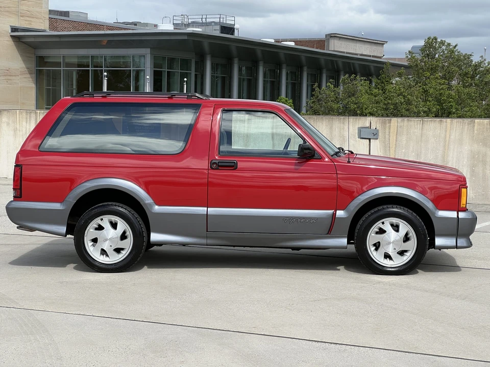 1992 GMC S-15 Jimmy 1st Gen - Image 13 of 31