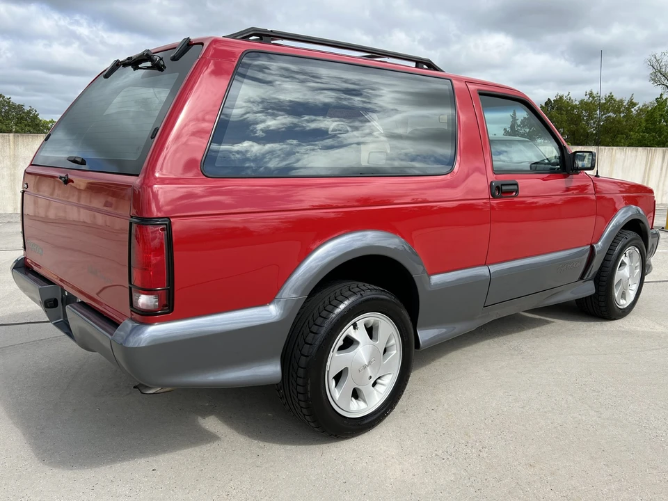 1992 GMC S-15 Jimmy 1st Gen - Image 14 of 31