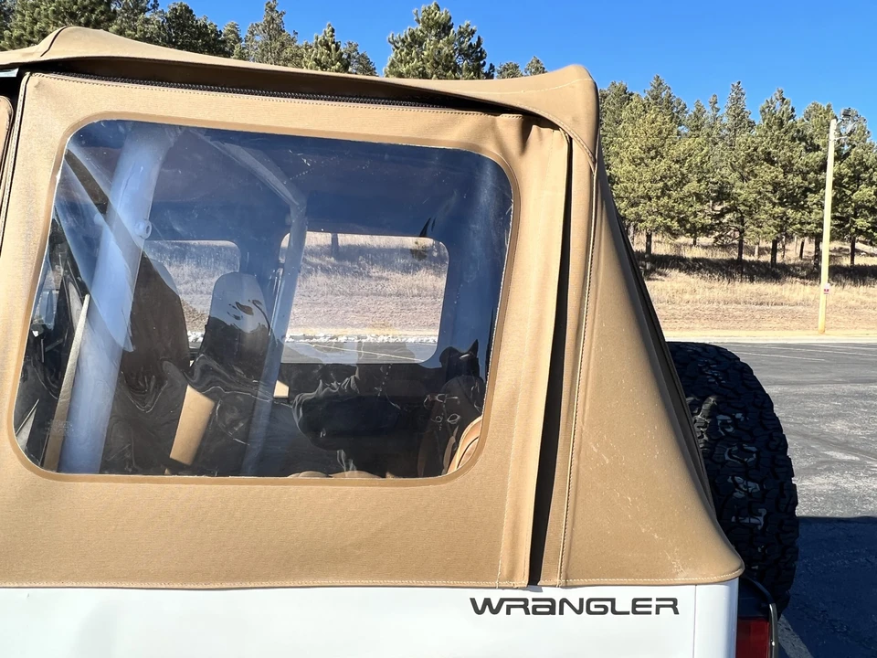 1992 Jeep YJ Wrangler - Image 27 of 31