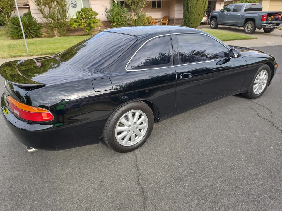 1992 Lexus SC400 - Image 17 of 31