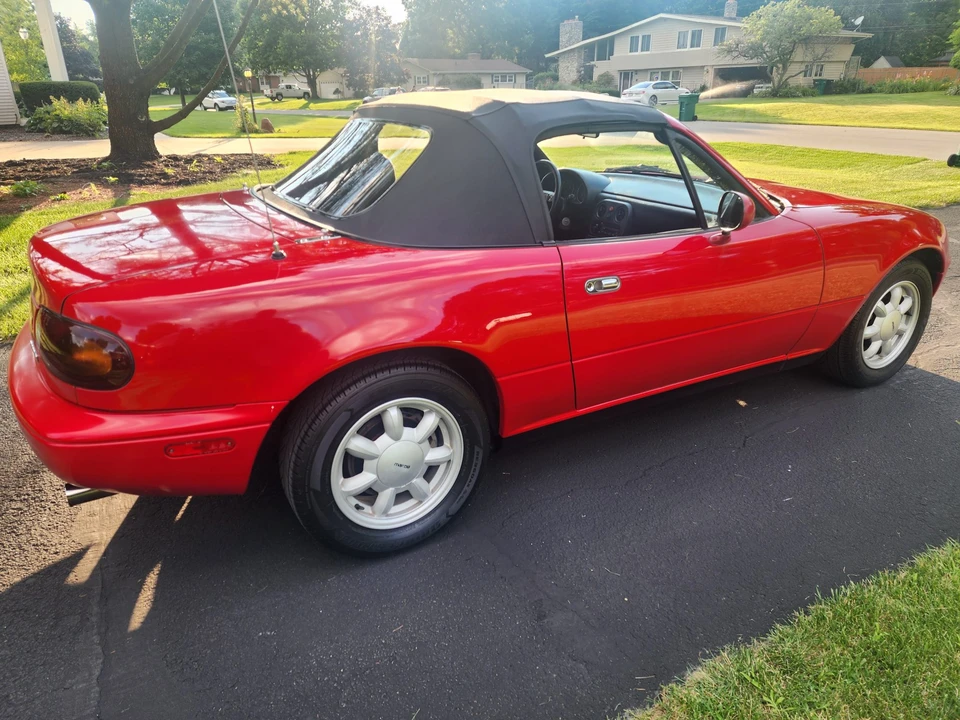 1992 Mazda NA MX-5 Miata - Image 11 of 31
