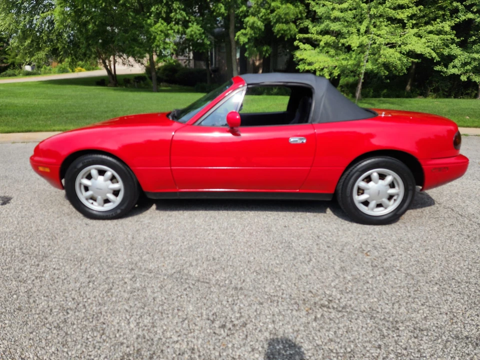 1992 Mazda NA MX-5 Miata - Image 5 of 31