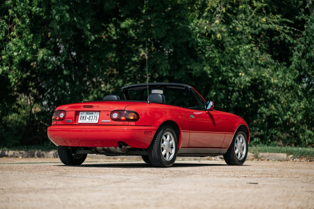 1992 Mazda NA MX-5 Miata - Image 15 of 31