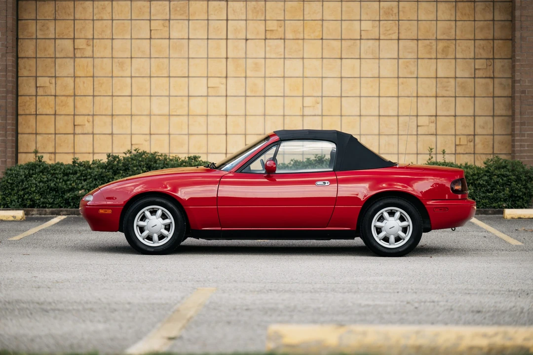 1992 Mazda NA MX-5 Miata - Image 30 of 31