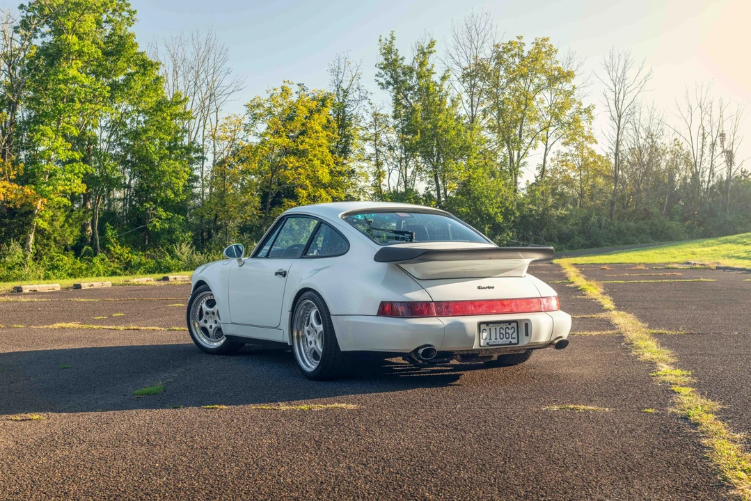 1992 Porsche 964 Turbo - Image 14 of 31