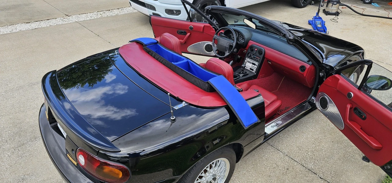 1993 Mazda NA MX-5 Miata - Image 14 of 31