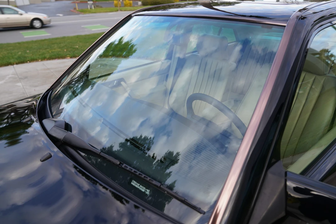 1993 Mercedes-Benz 190E - Image 23 of 31