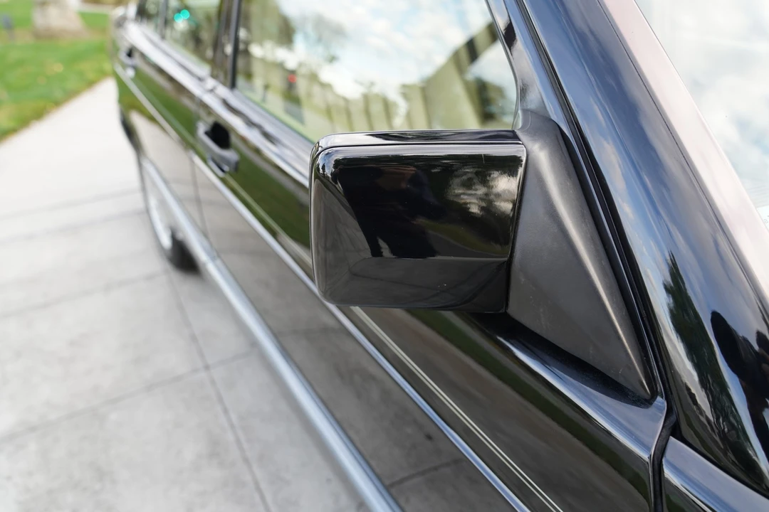 1993 Mercedes-Benz 190E - Image 19 of 31