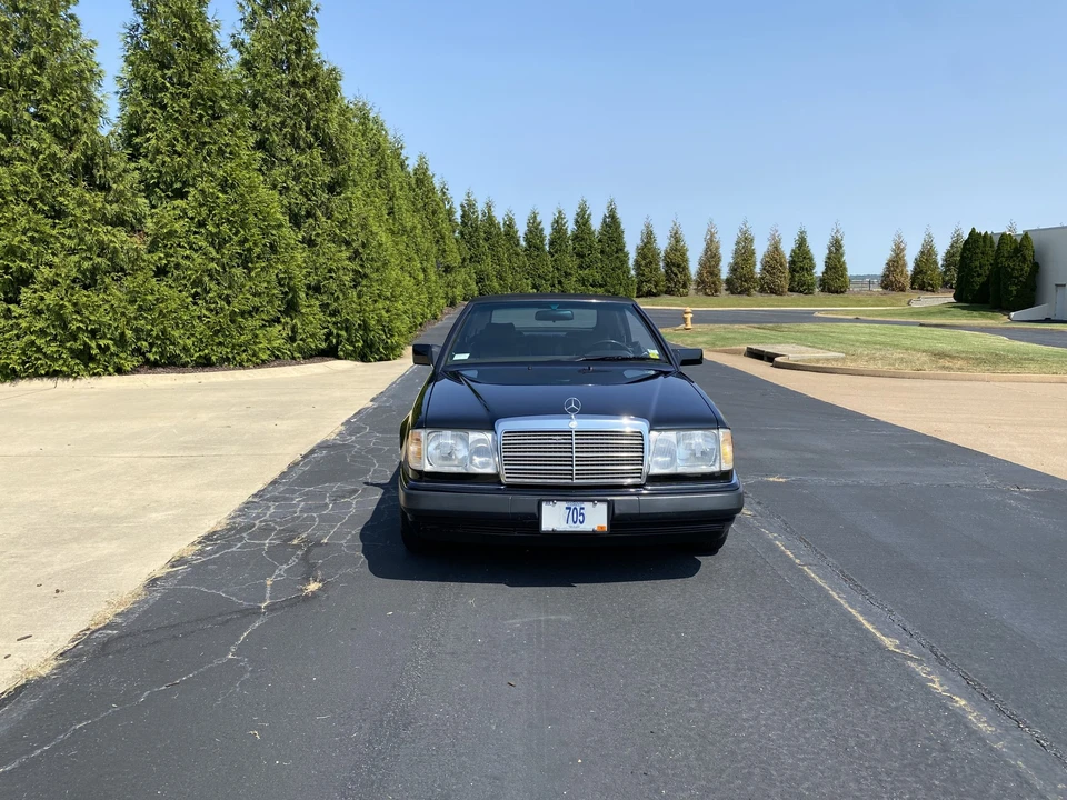 1993 Mercedes-Benz W124 E-Class - Image 4 of 31