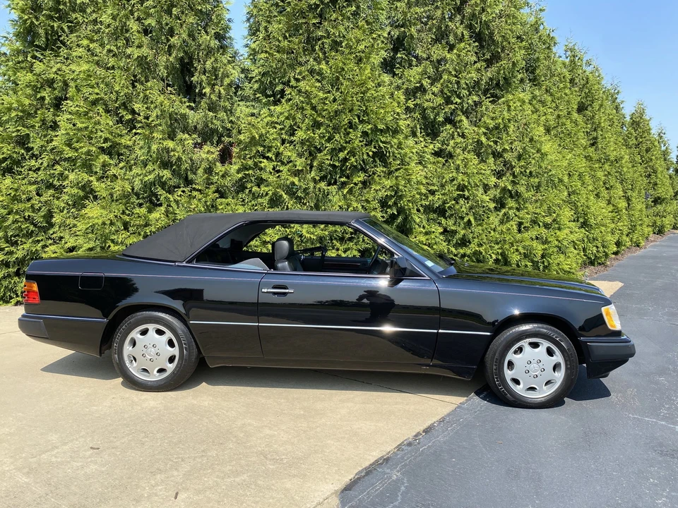 1993 Mercedes-Benz W124 E-Class - Image 25 of 31