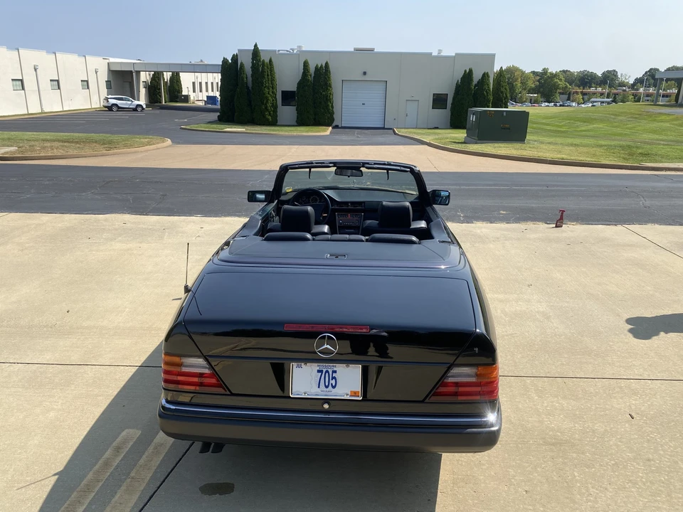 1993 Mercedes-Benz W124 E-Class - Image 23 of 31
