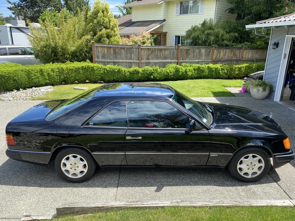 1993 Mercedes-Benz W124 E-Class - Image 12 of 31