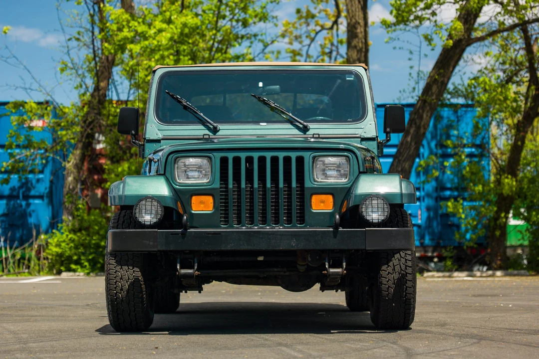 1994 Jeep YJ Wrangler - Image 29 of 31