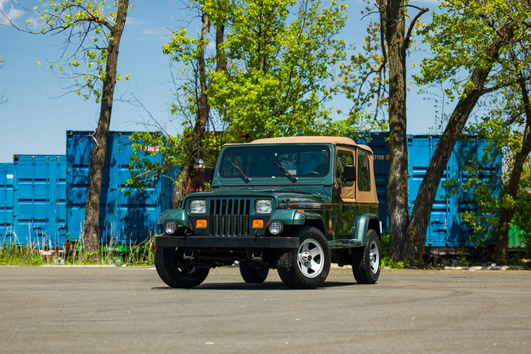 1994 Jeep YJ Wrangler - Image 4 of 31