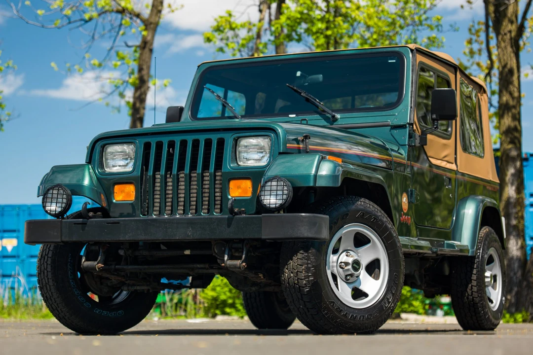 1994 Jeep YJ Wrangler - Image 8 of 31