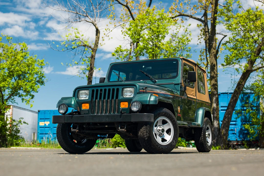 1994 Jeep YJ Wrangler - Image 5 of 31