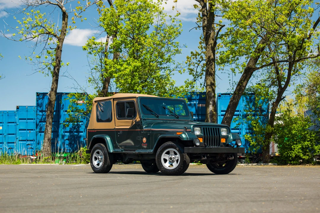1994 Jeep YJ Wrangler - Image 25 of 31